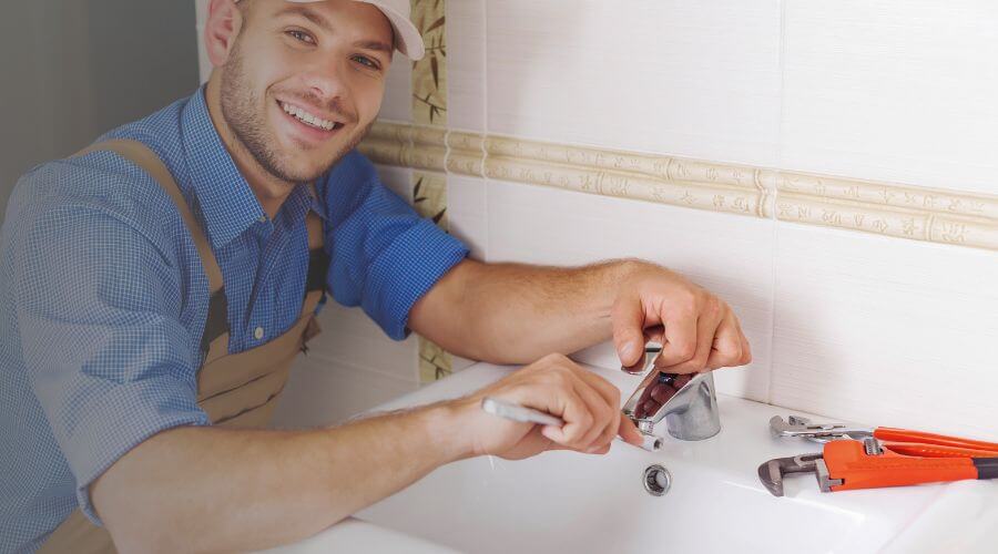 Handle or spout repair in Liberty Center, IA